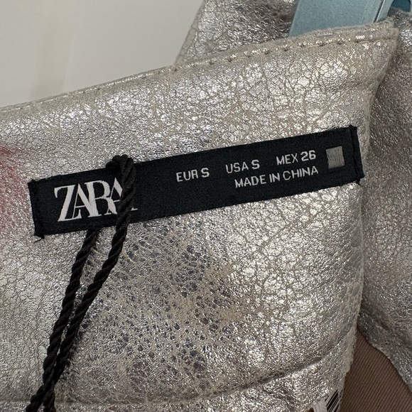 Zara Vegan Leather Metallic Silver Crinkle Skirt With Slit Size Small - Picture 8 of 11